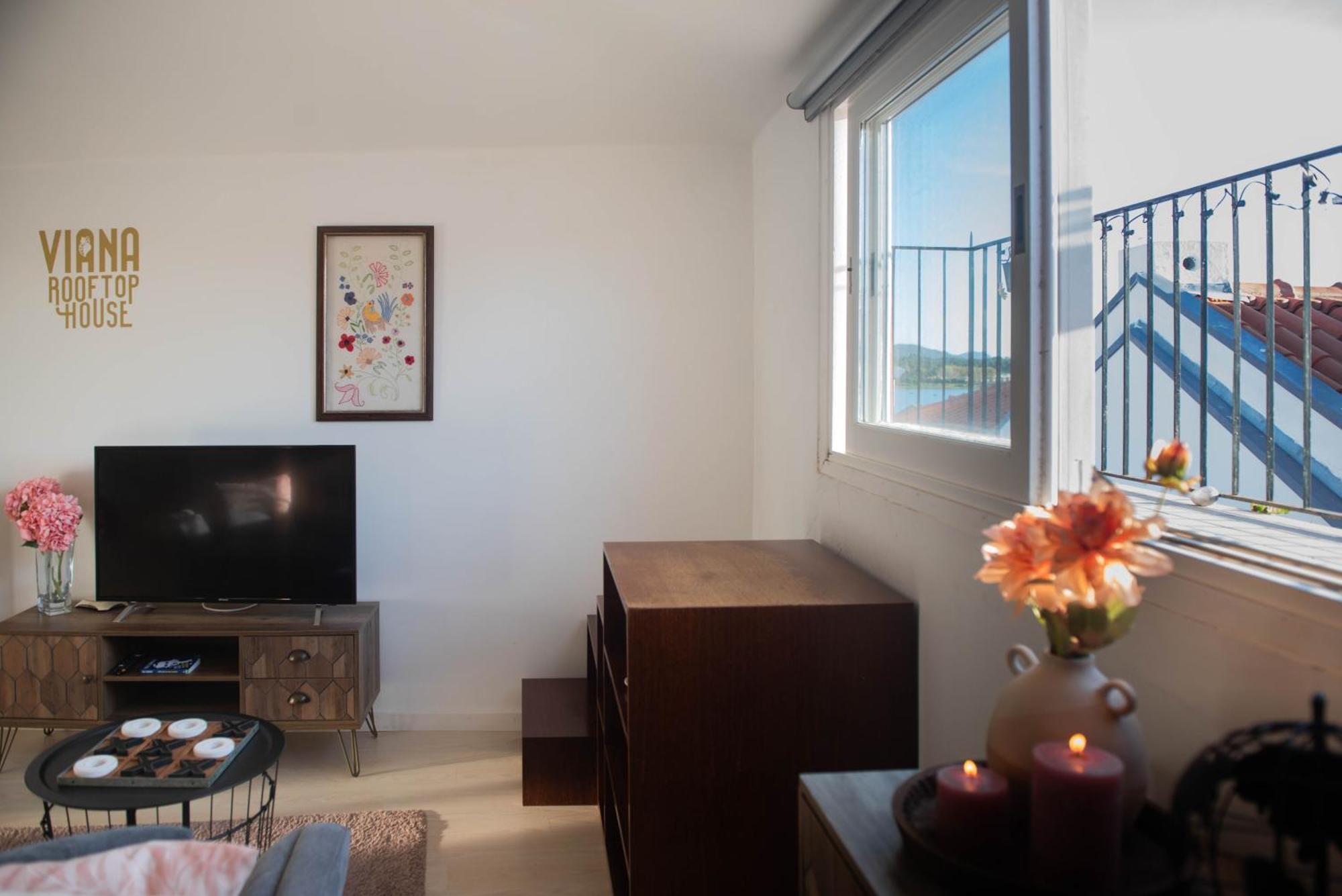 Apartment Viana Rooftop House - In The Historic Center With River View Viana do Castelo